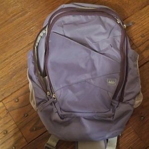 REI Agility Sling Larkspur